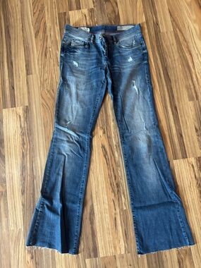 Diesel Lowleeh-C Slim Bootcut Low Waist Distressed Blue Jeans
